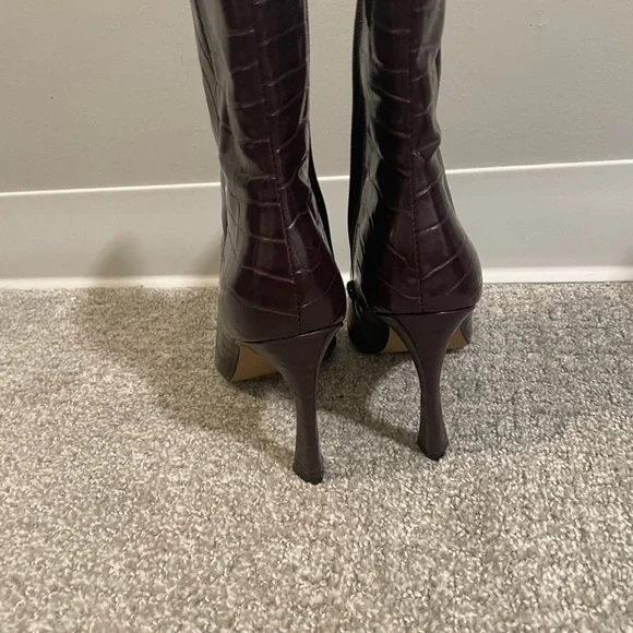 Express Dark Brown Croc-Embossed Heeled Boots - Picture 4 of 5